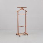 1229 7046 VALET STAND